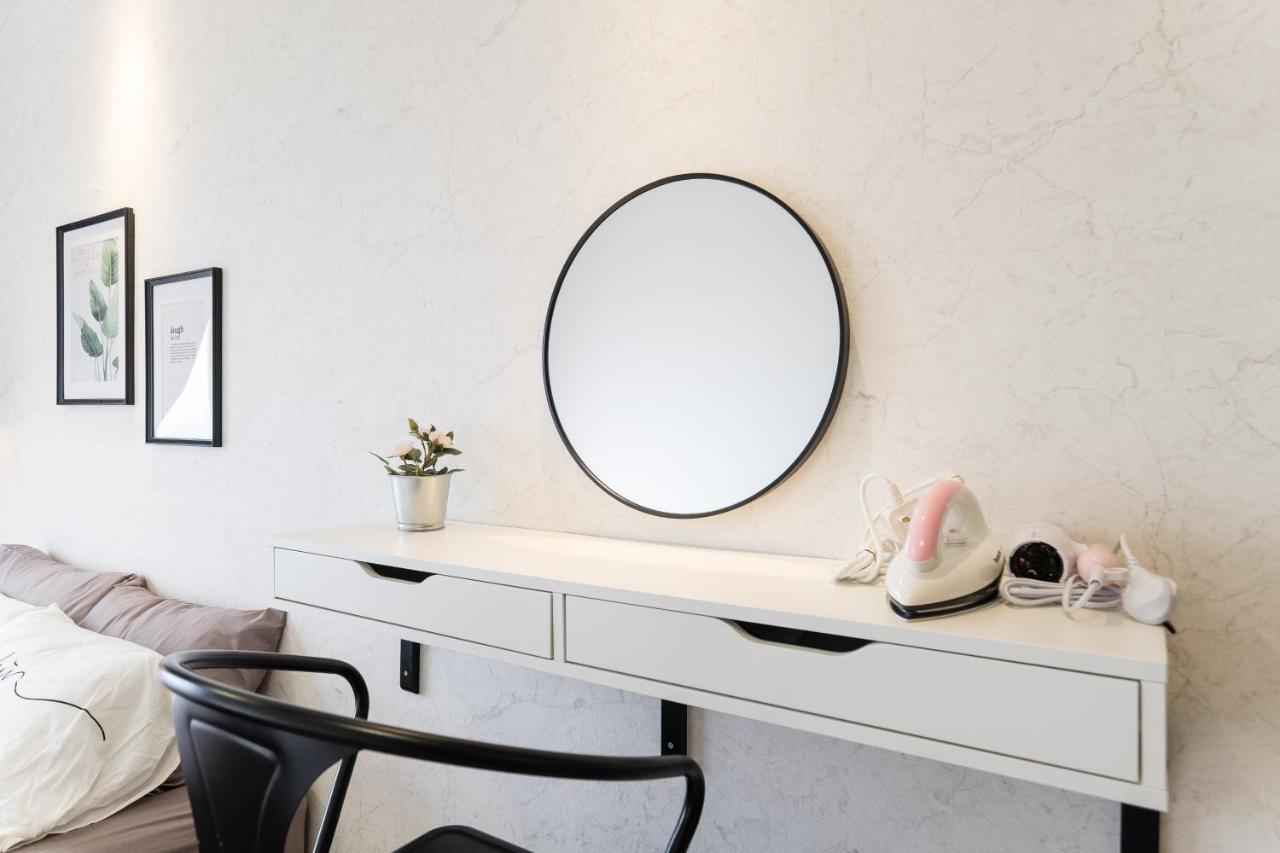 Contemporary United Point 6 Pax 现代风格 Desa Park & Mont Kiara Apartment Kuala Lumpur Exterior photo